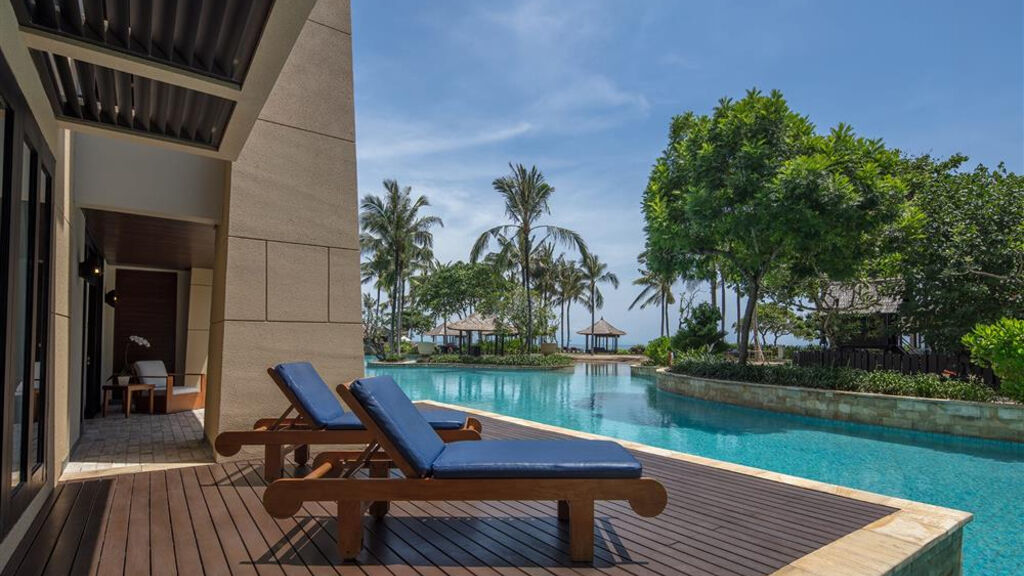 Conrad Bali
