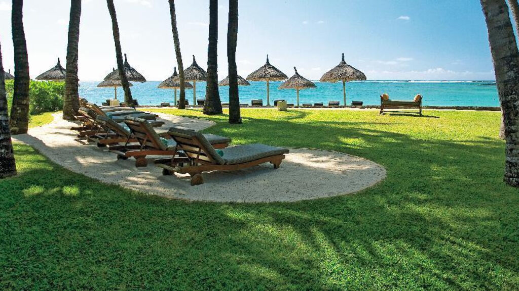 Belle Mare Plage Golf Resort