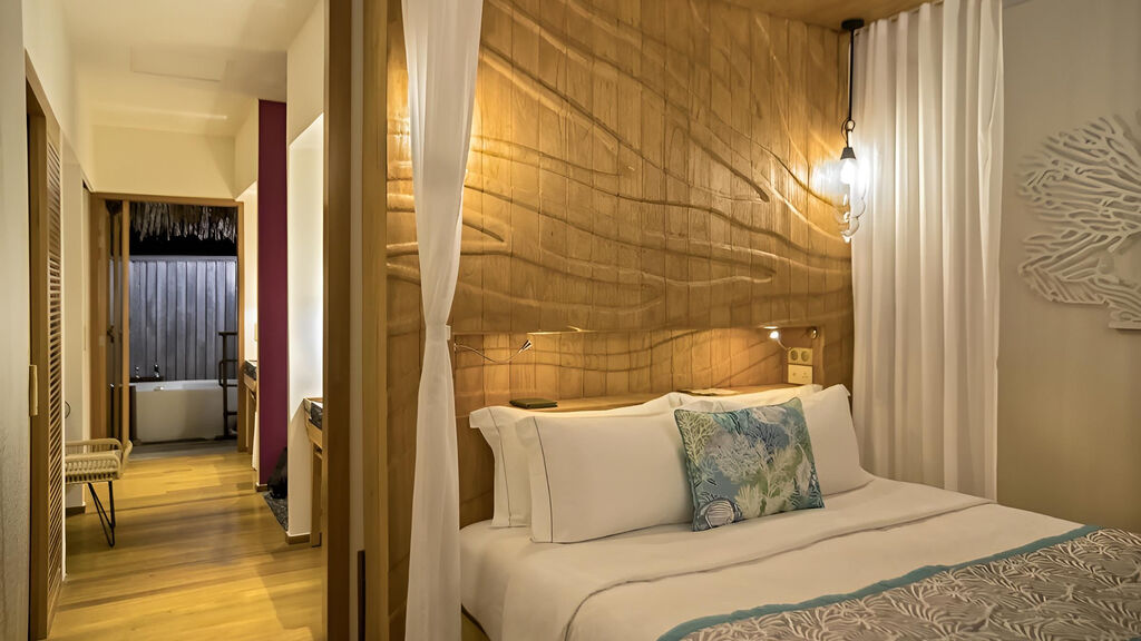 Constance Moofushi Maldives