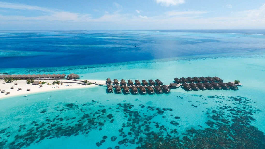 Constance Moofushi Maldives