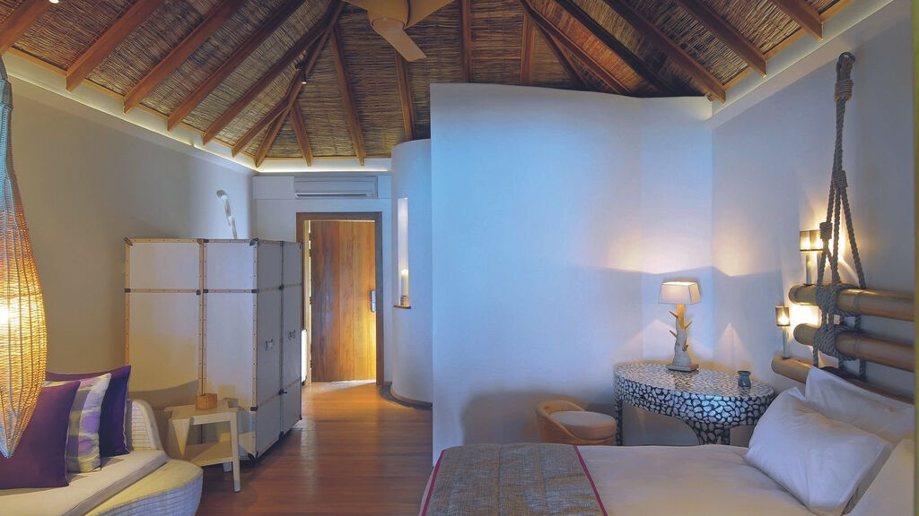 Constance Moofushi Maldives