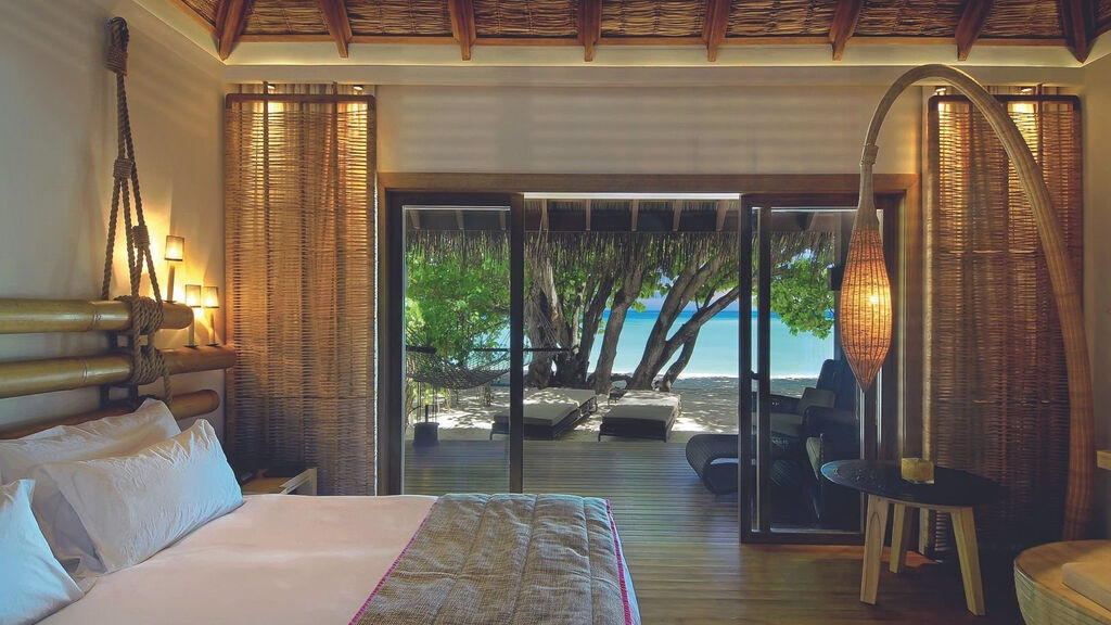 Constance Moofushi Maldives