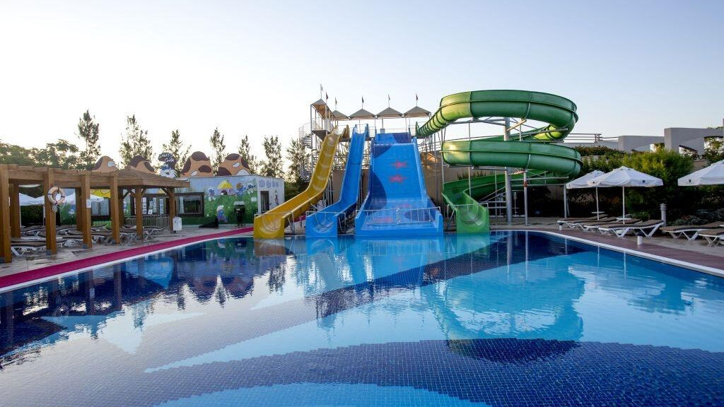 Cooee Fame Residence