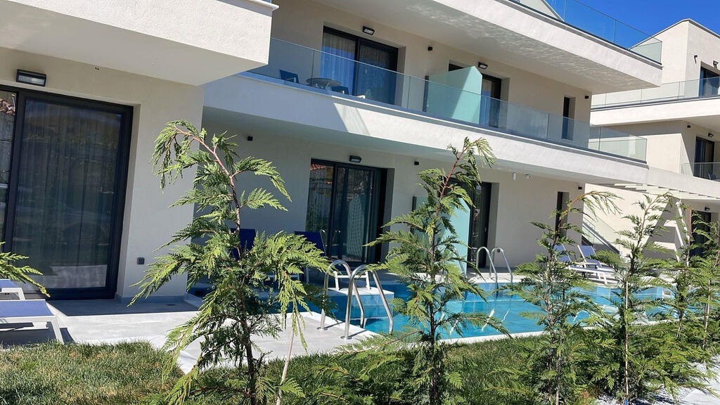 Cooee Mediterranean Beach