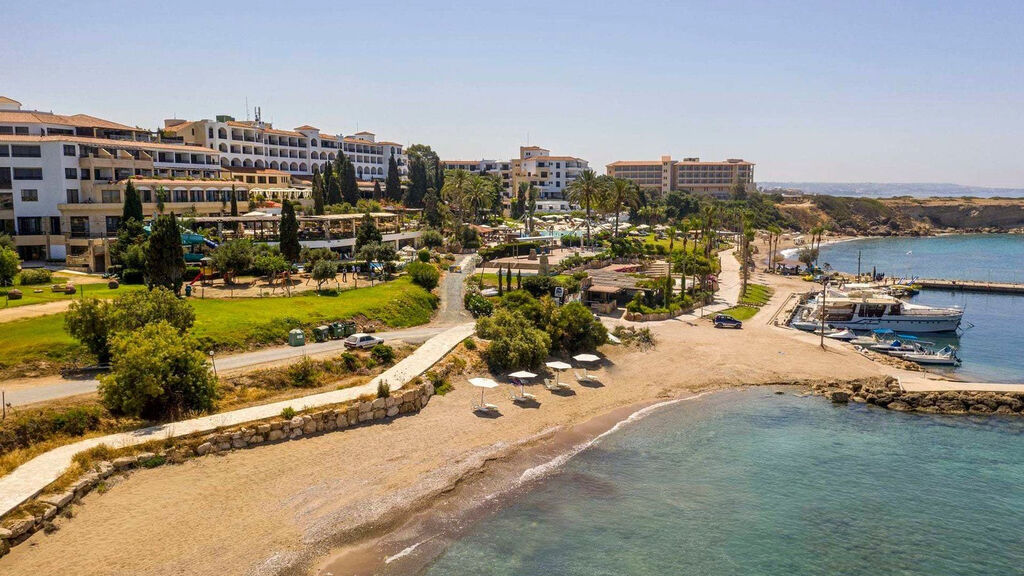 Coral Beach & Resort