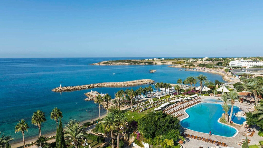 Coral Beach & Resort