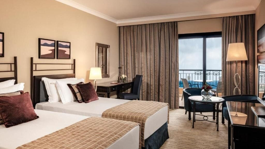 Corinthia St. George'S Bay