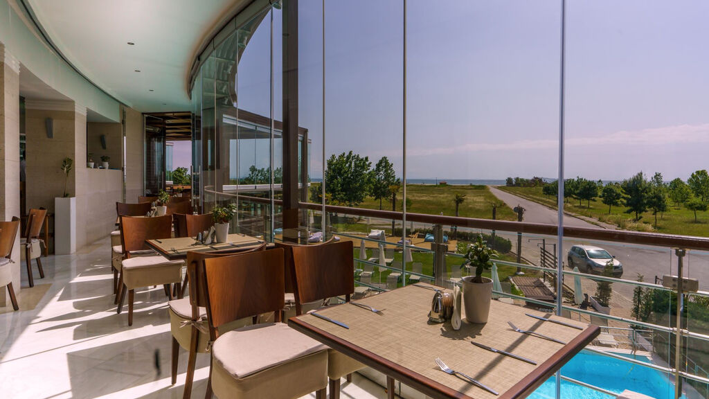 Cosmopolitan Hotel & Spa