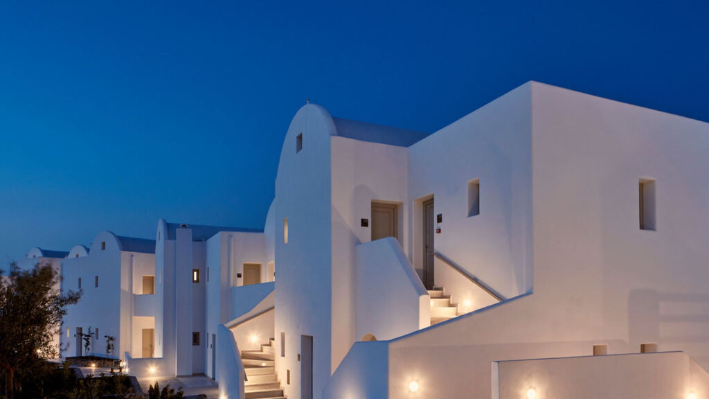 Costa Grand Resort & Spa