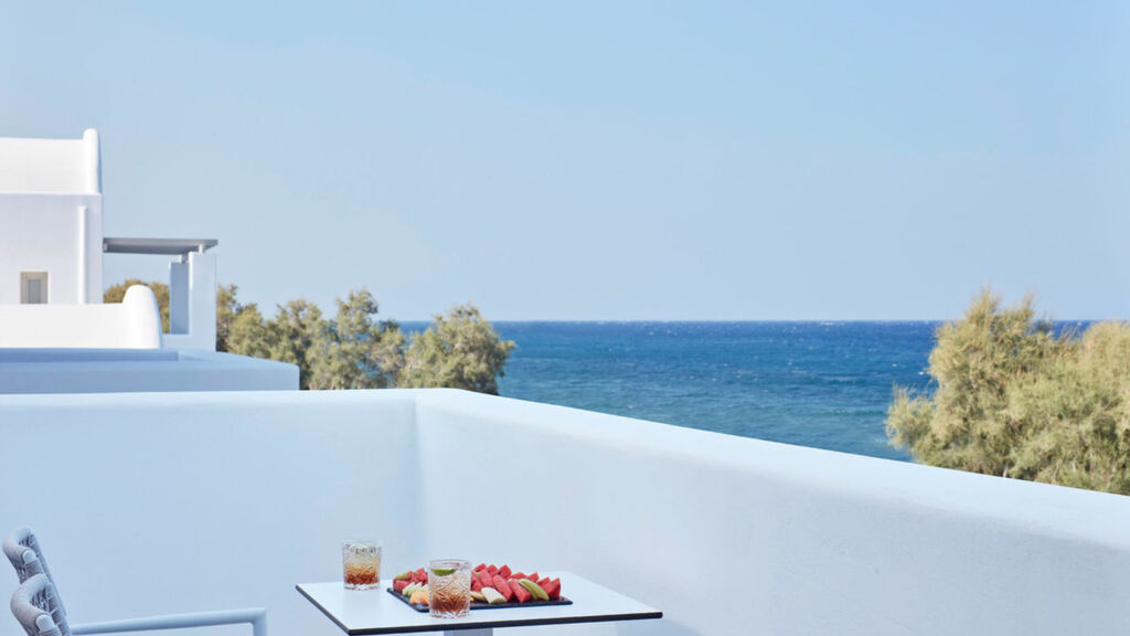 Costa Grand Resort & Spa