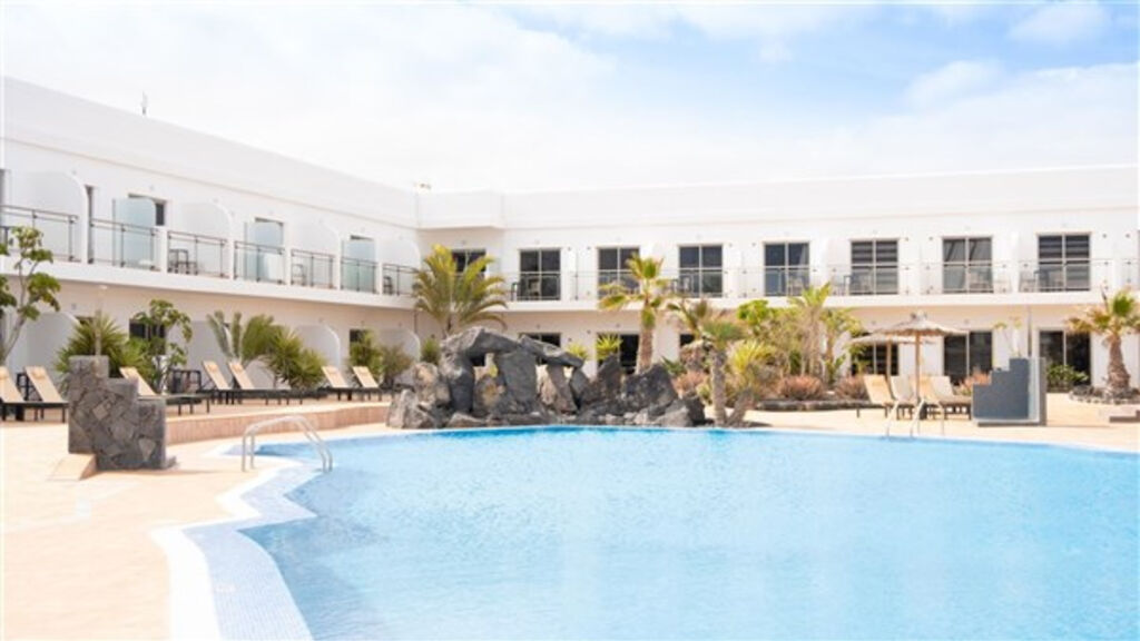 Coral Cotillo Beach