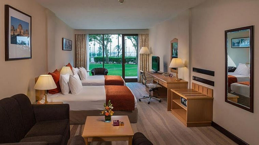 Crowne Plaza Muscat