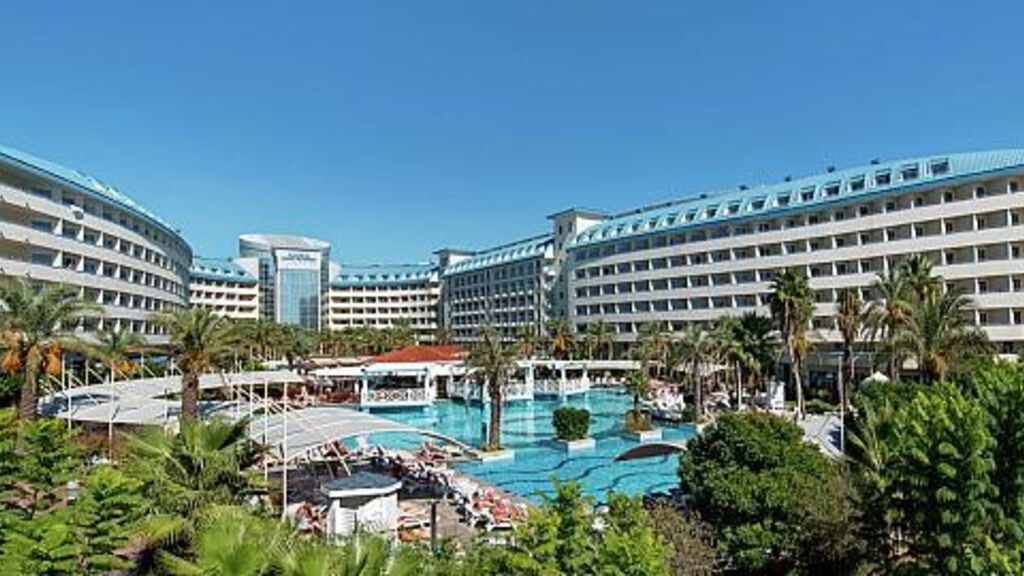 Crystal Admiral Resort