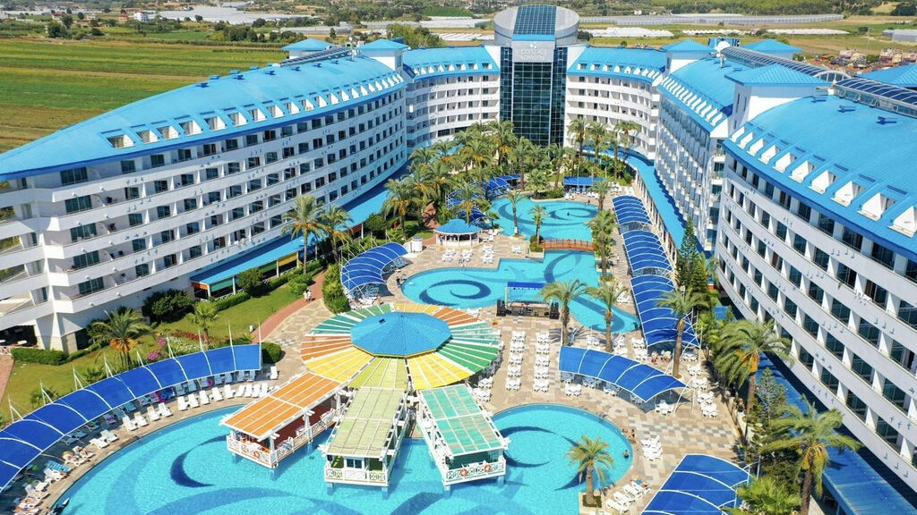 Crystal Admiral Resort