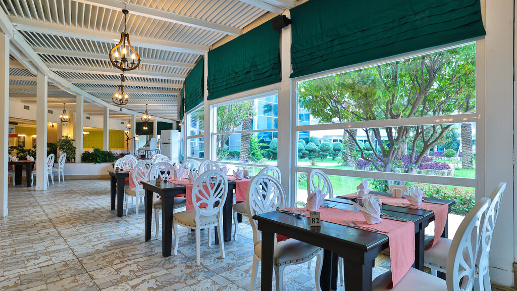 Crystal Admiral Resort