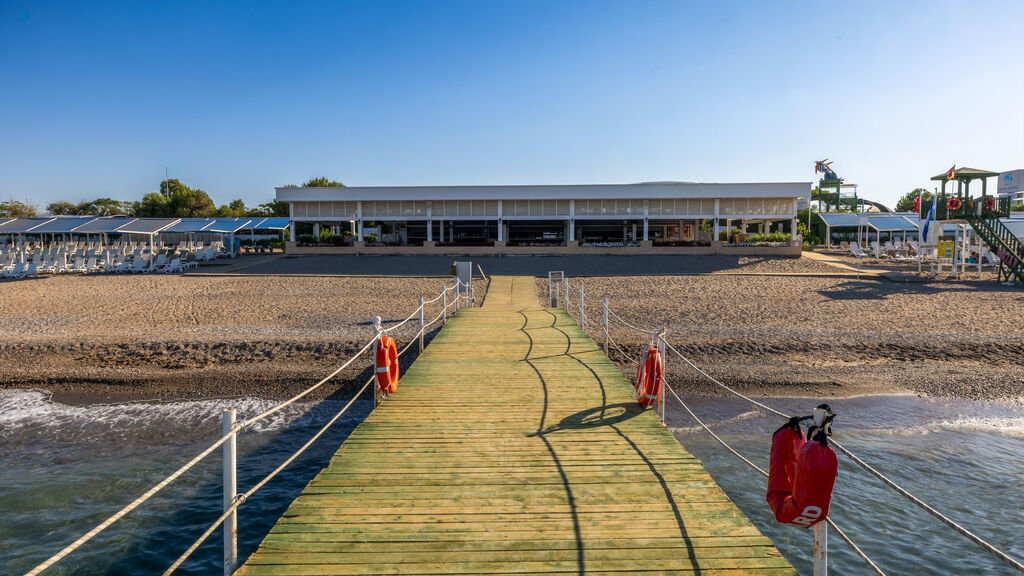 Crystal Admiral Resort