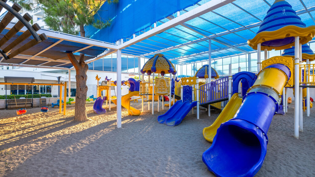 Crystal Admiral Resort