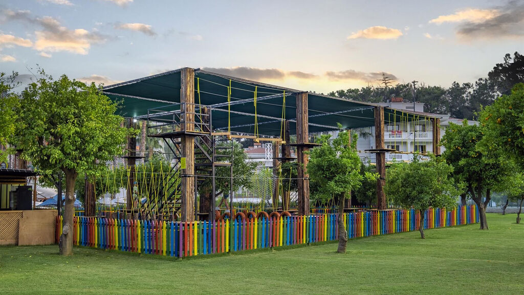 Crystal Aura Beach Resort & Spa