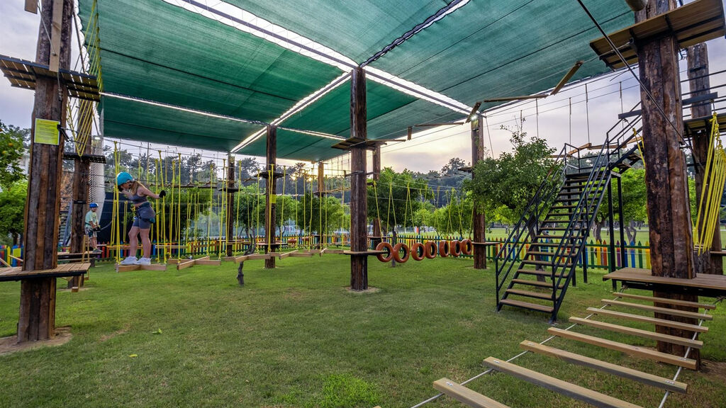 Crystal Aura Beach Resort & Spa