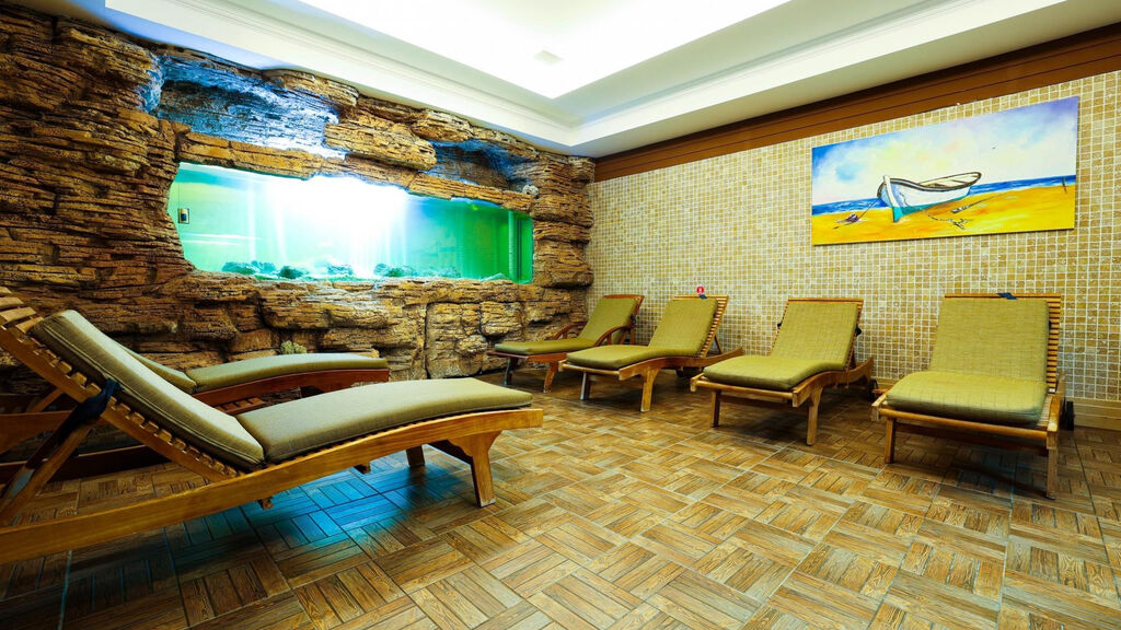 Crystal Aura Beach Resort & Spa