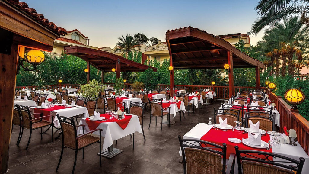 Crystal Aura Beach Resort & Spa