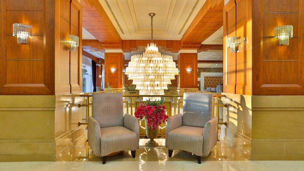 Crystal De Luxe Resort & Spa