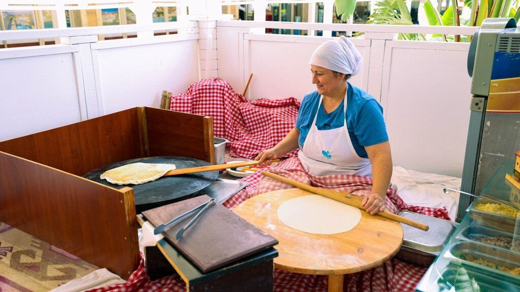 Crystal De Luxe Resort & Spa