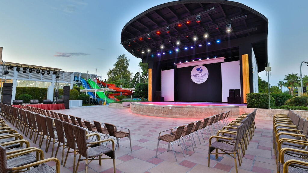 Crystal Palace Luxury Resort & Spa