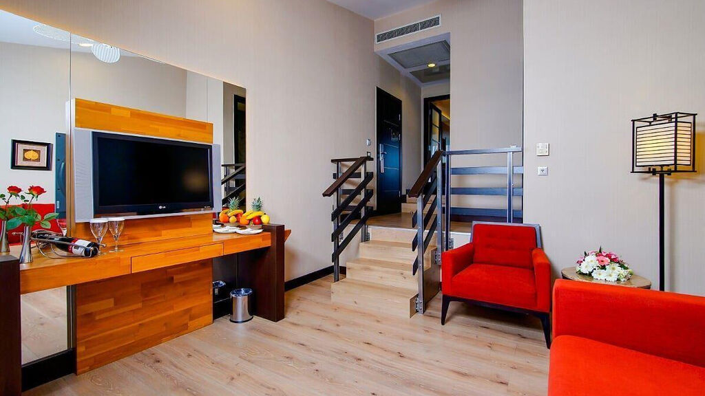 Crystal Palace Luxury Resort And Spa