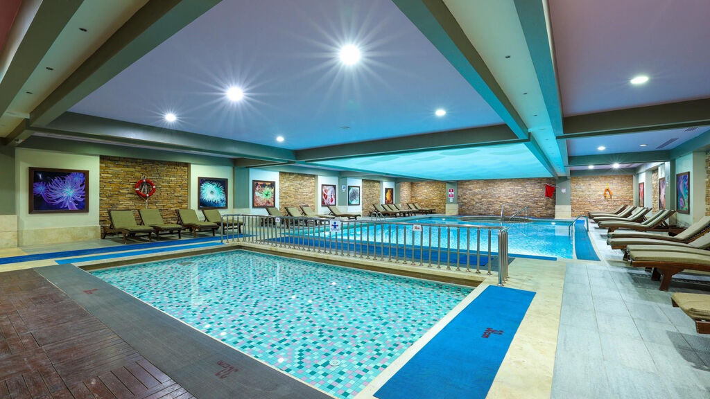 Crystal Palace Luxury