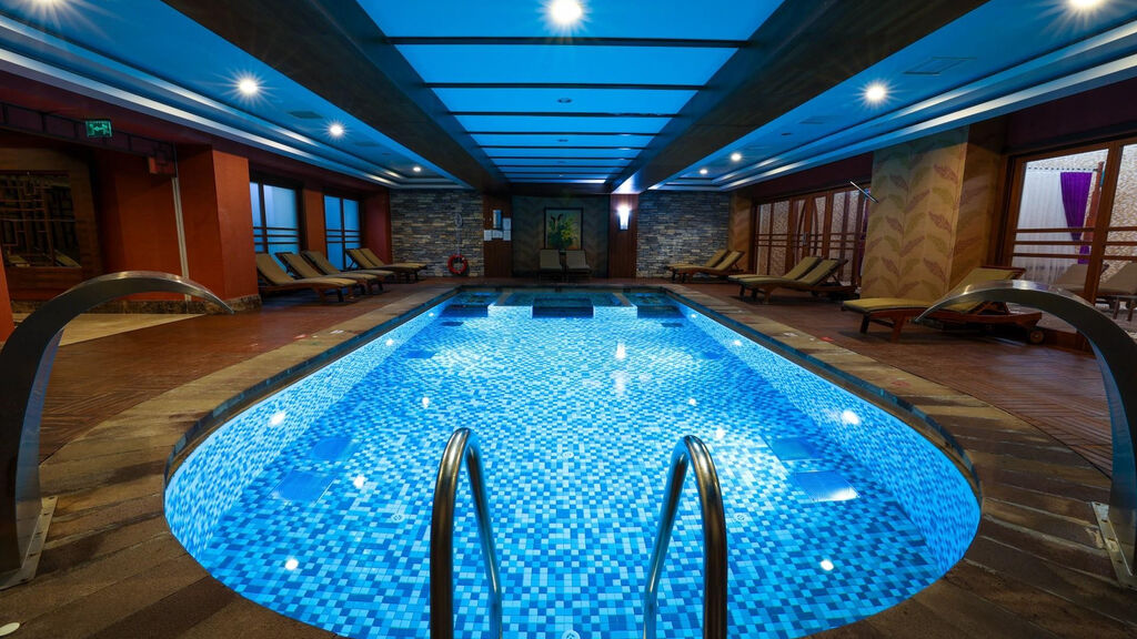 Crystal Palace Luxury