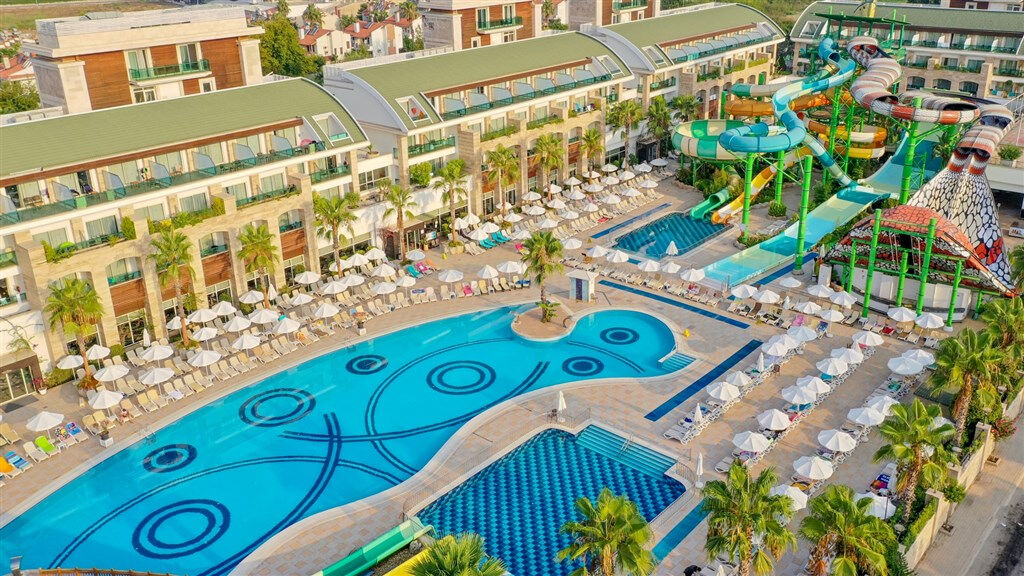 Crystal Waterworld Resort & Spa