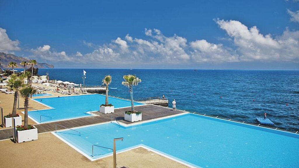 Cs Madeira Atlantic Resort & Spa