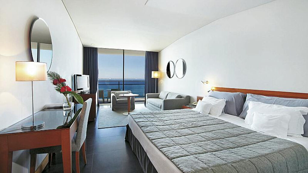Cs Madeira Atlantic Resort & Spa