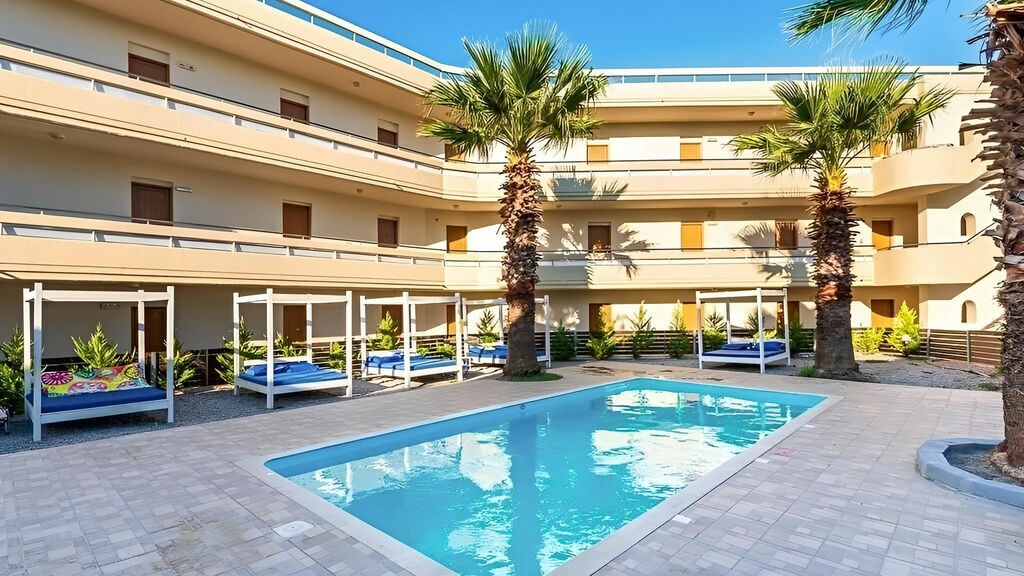 Delfinia Resort