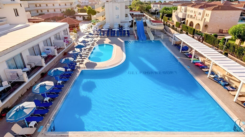 Delfinia Resort