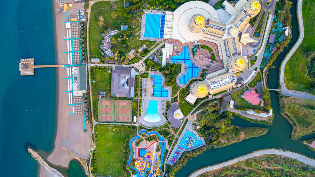 Delphin Be Grand Resort