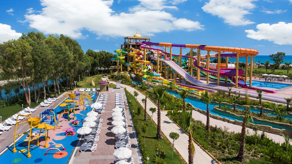 Delphin Be Grand Resort