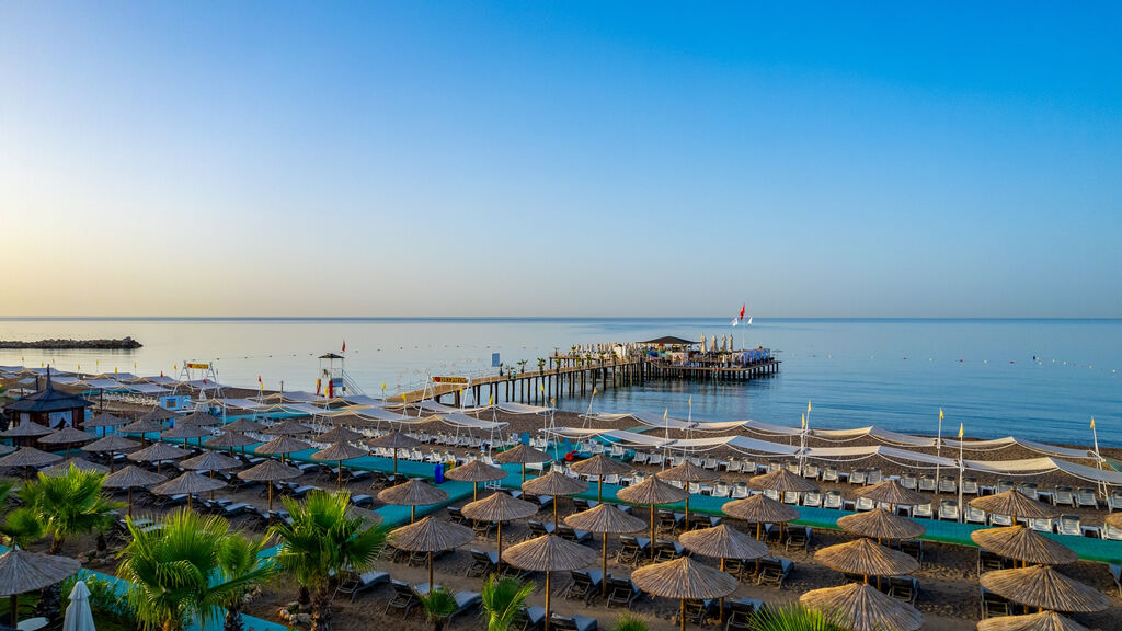 Delphin Be Grand Resort