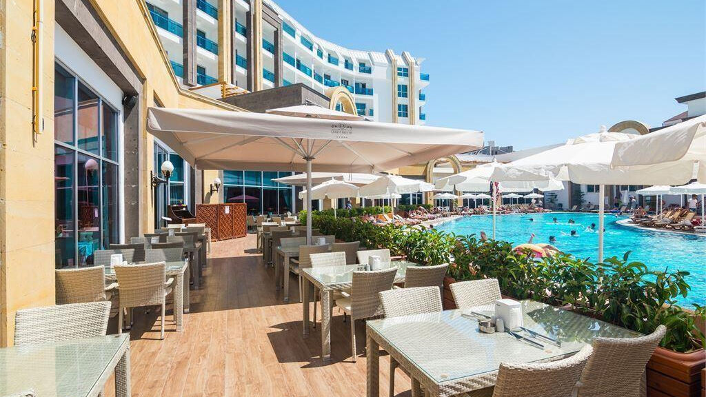 Delphin Deluxe Resort