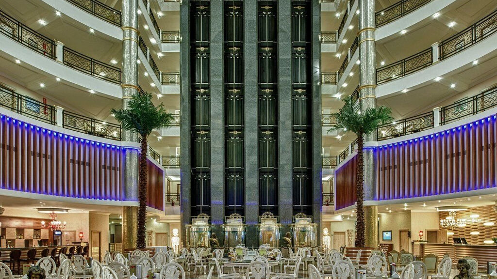 Delphin Deluxe Resort