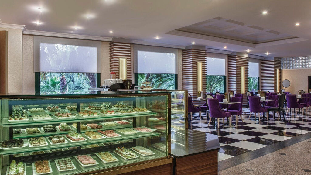 Delphin Deluxe Resort