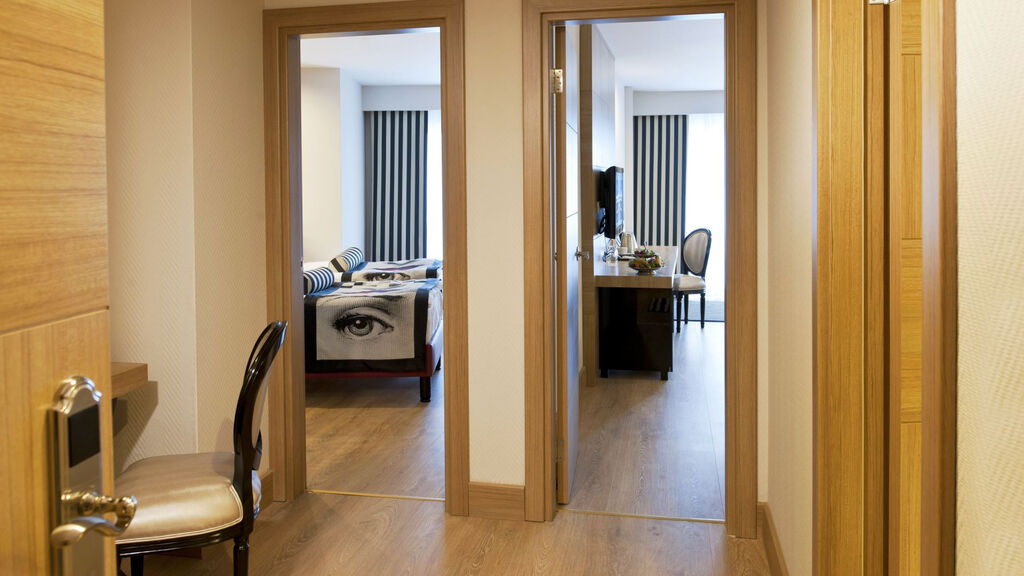 Delphin Imperial
