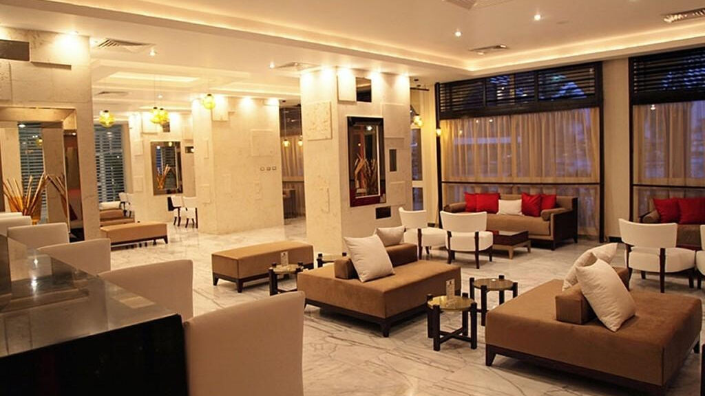 Desert Rose Resort