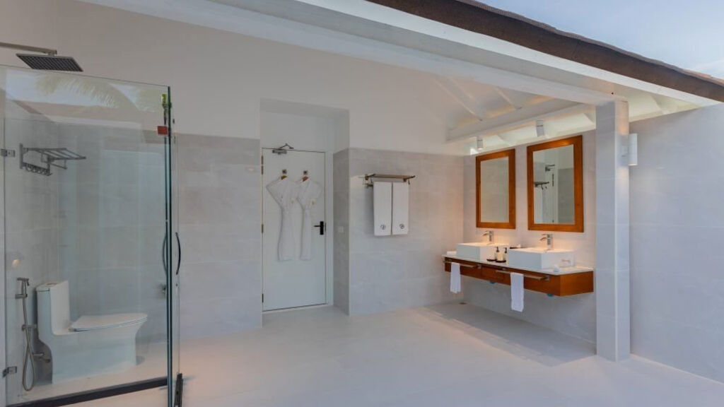 Dhigufaru Island Resort