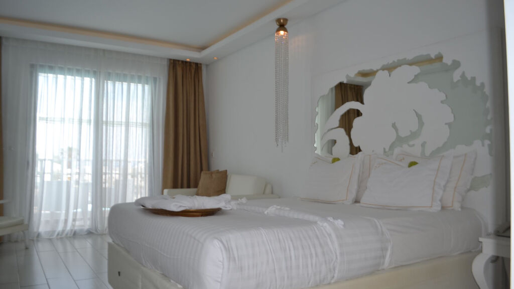 Diamond Deluxe Hotel & Spa