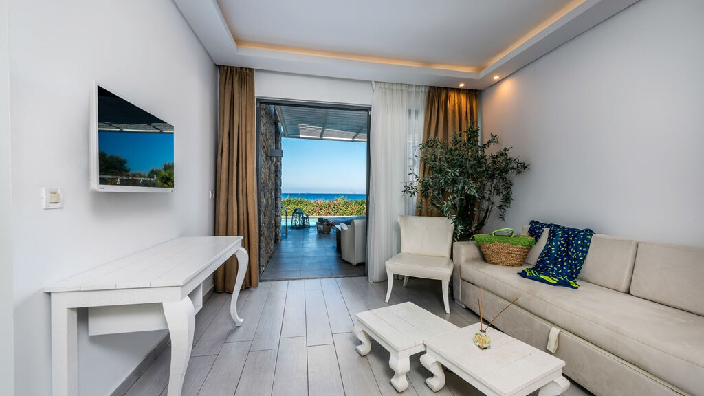 Diamond Deluxe Hotel & Spa