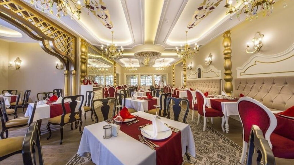 Diamond Premium Hotel & Spa