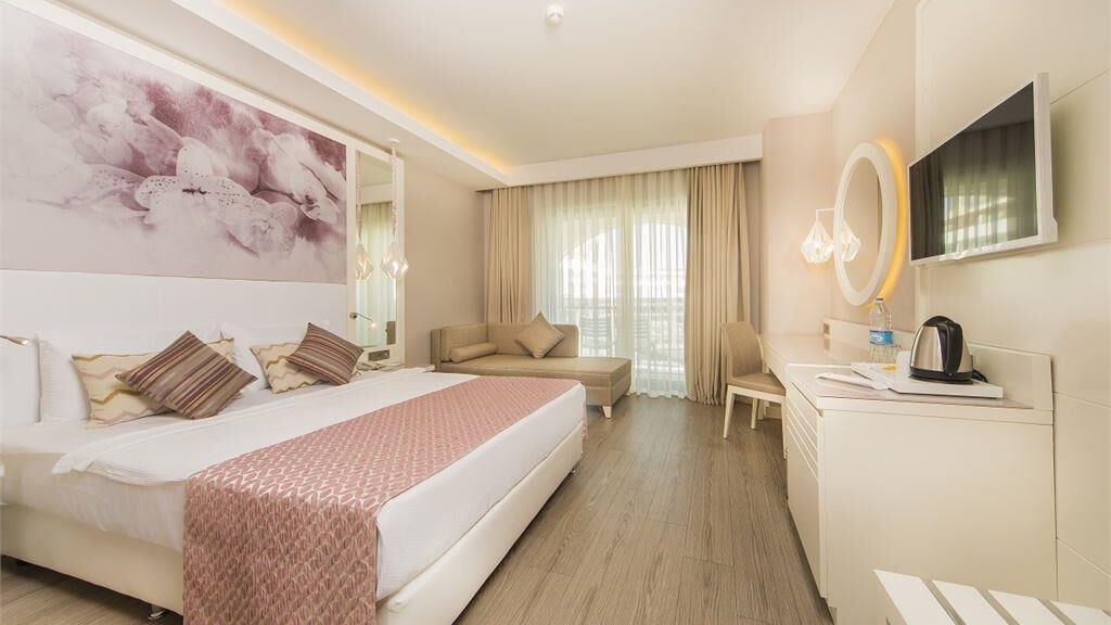 Diamond Premium Hotel & Spa