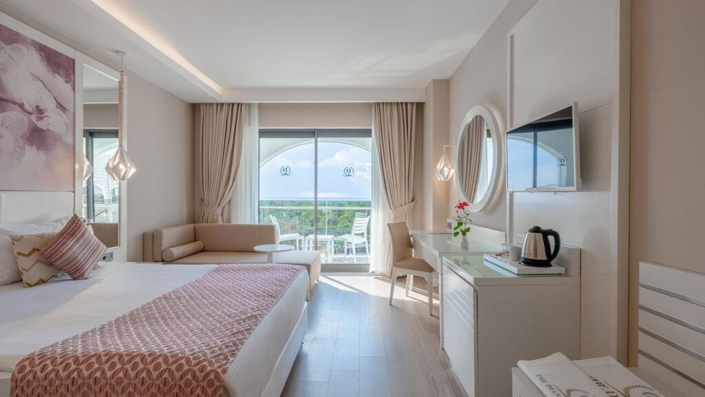 Diamond Premium Hotel & Spa